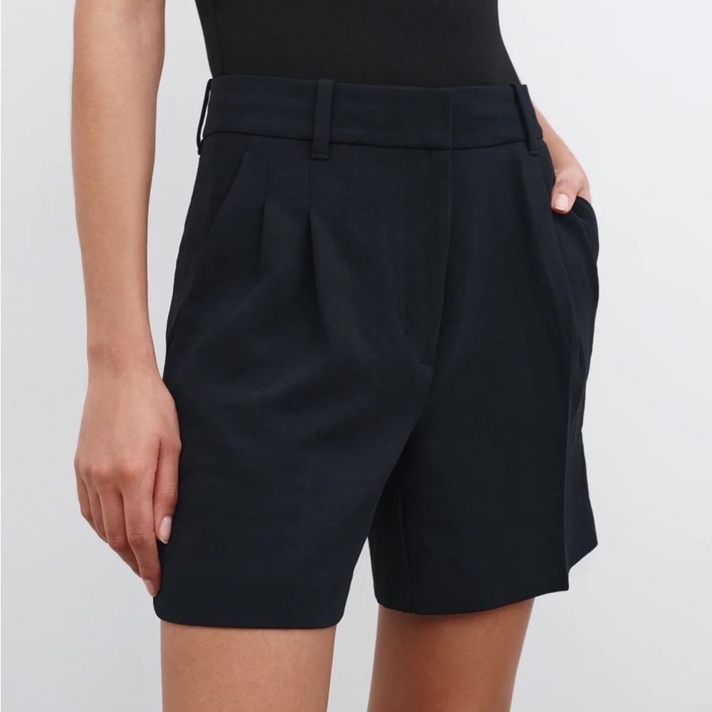 Marcella Arissa‎ Shorts Black Minimalist Size XXXL
